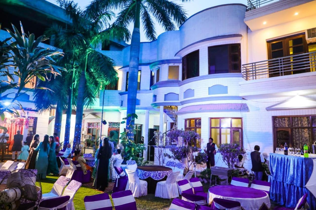 Hotel Unique House Amritsar Extérieur photo